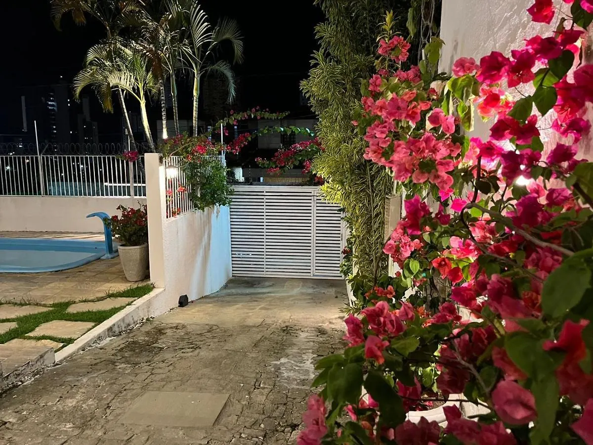 Värdshus Pousada Flor De Ponta Negra Natal